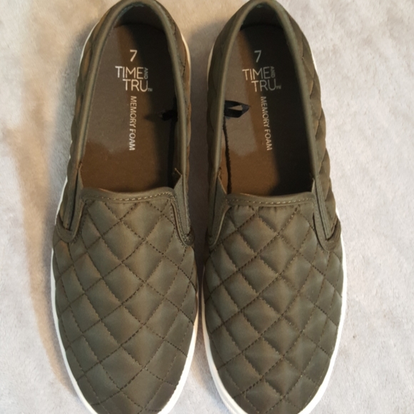 time and tru loafers